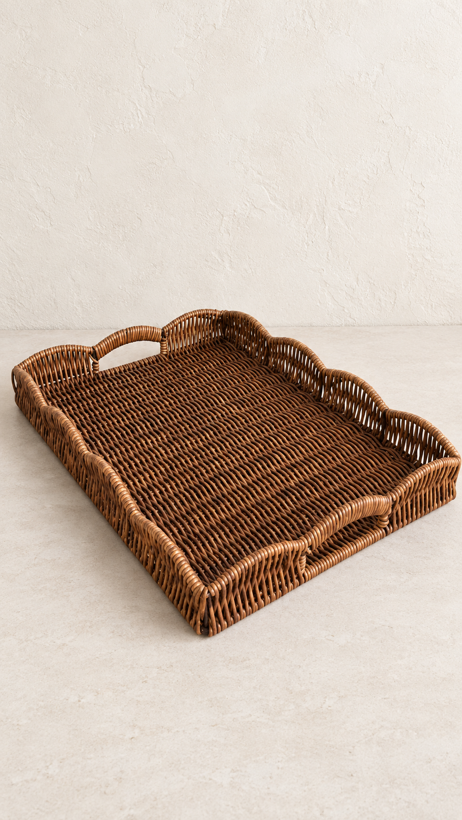 The Siena Woven Serving Tray | Scalloped Rattan Tray