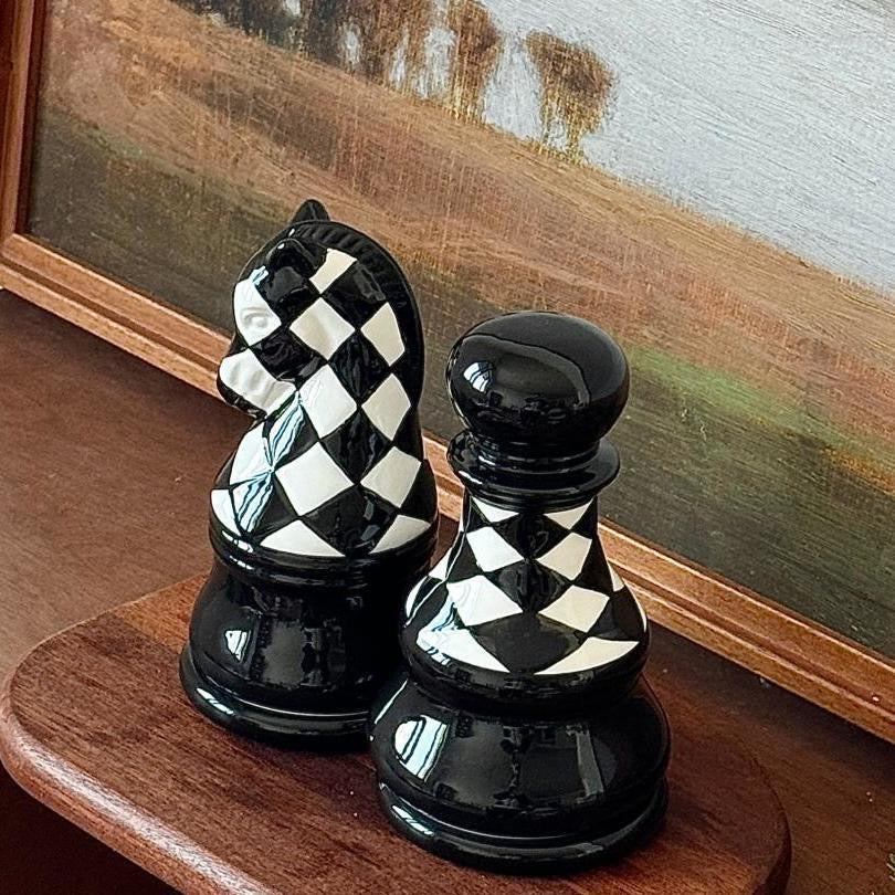 The Knightsbridge Chess Sculptures Toothpick Holder